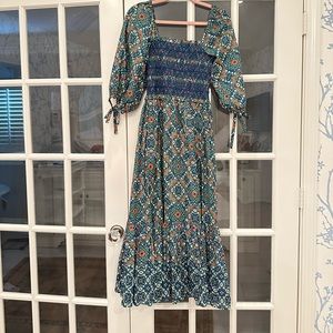 Cara Cara smocked Dress